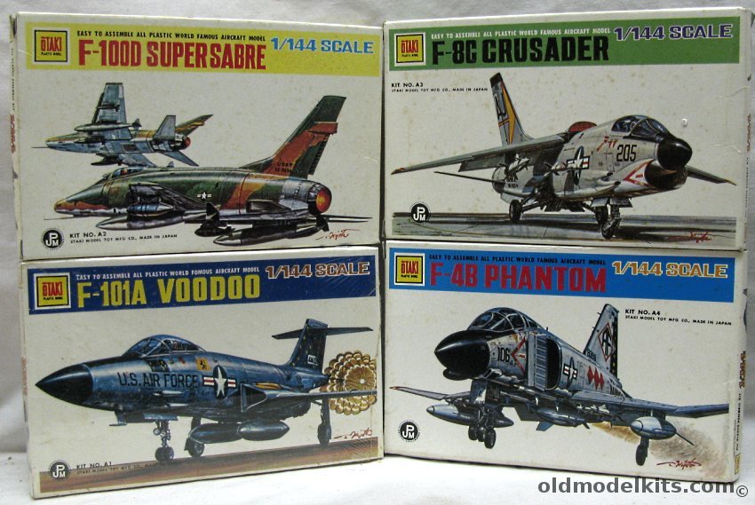 Otaki 1/144 F-101A Voodoo / F-8C Crusader / F-4B Phantom / F-100D Supersabre plastic model kit